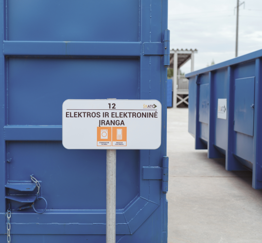 Dėl išaugusio atliekų kiekio dalis atliekų priėmimo aikštelių yra laikinai perpildytos