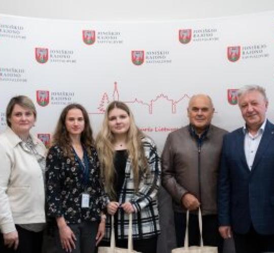 Pasveikinti „Atliekų kultūros egzamino“ nugalėtojai