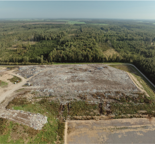 Šiaulių regiono nepavojingų atliekų sąvartyne kilęs nedidelis gaisras greitai užgesintas