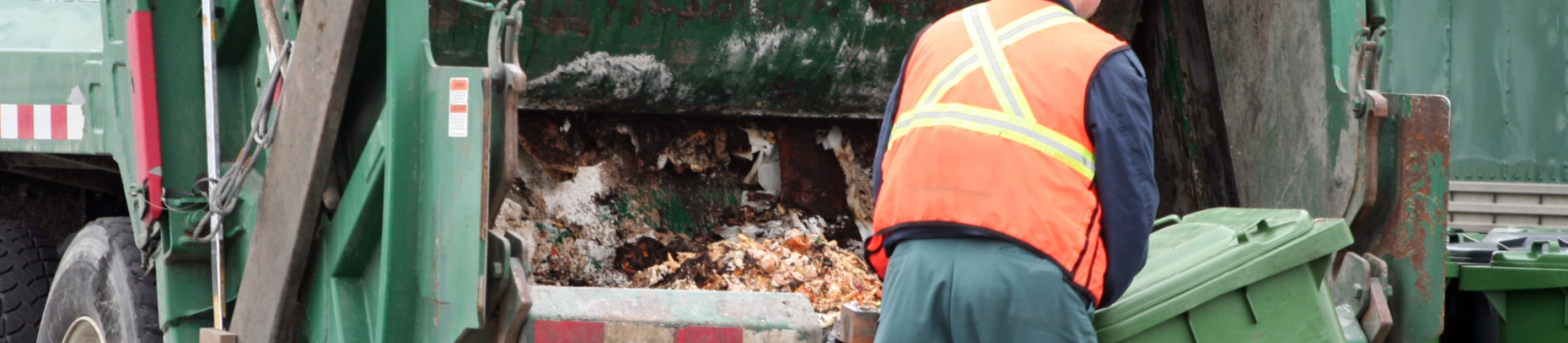 Nepamirškite išstumti konteinerio: skelbiami nauji atliekų surinkimo grafikai