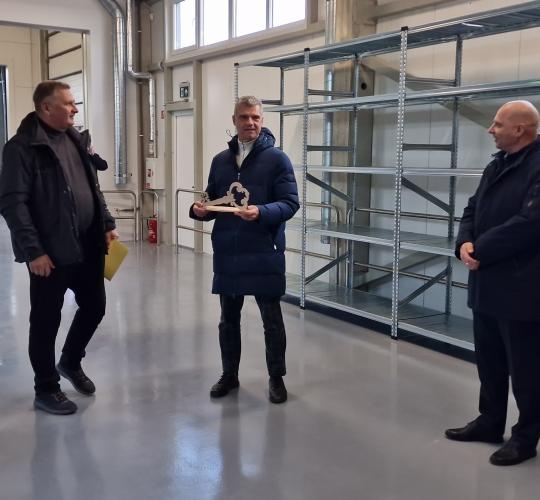 Šiaulių rajone atidaryta rekonstruota didelių gabaritų atliekų surinkimo aikštelė