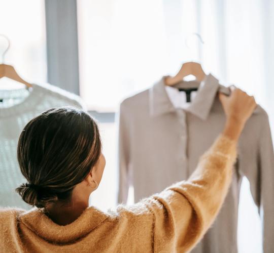 Tekstilės gaminių naudojama vis daugiau, surenkama ir perdirbama – per mažai